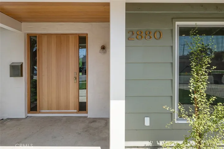2880 Club House Road, Costa Mesa, California 92626