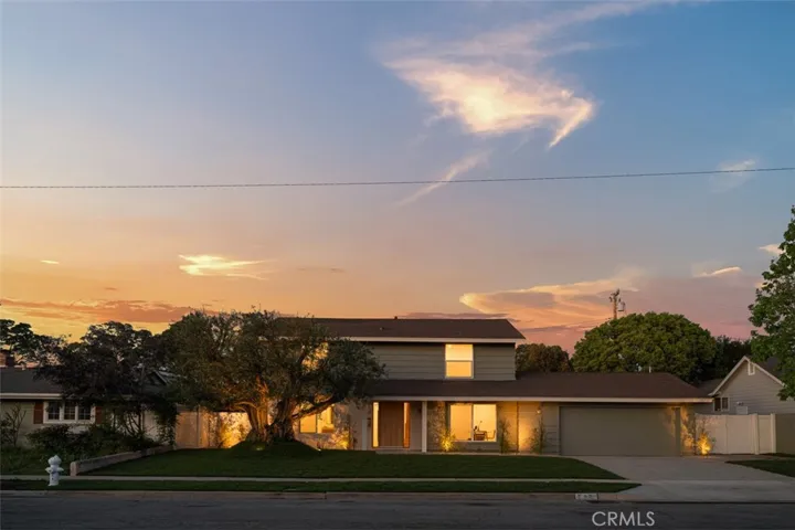 2880 Club House Road, Costa Mesa, California 92626