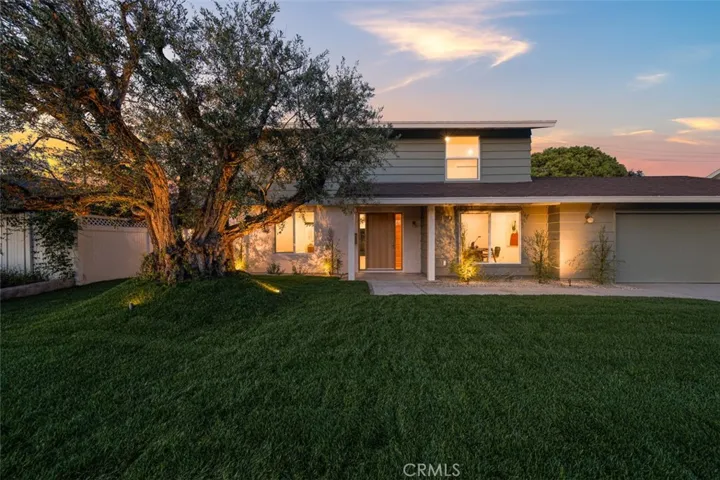 2880 Club House Road, Costa Mesa, California 92626