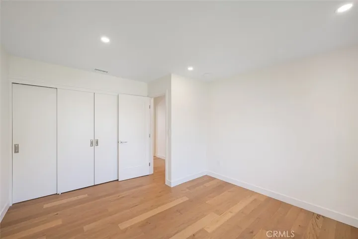 2880 Club House Road, Costa Mesa, California 92626