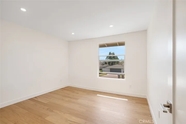 2880 Club House Road, Costa Mesa, California 92626