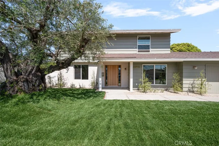 2880 Club House Road, Costa Mesa, California 92626