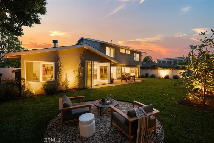 2880 Club House Road, Costa Mesa, California 92626