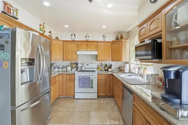 9146 Tobias Avenue, Panorama City, California 91402