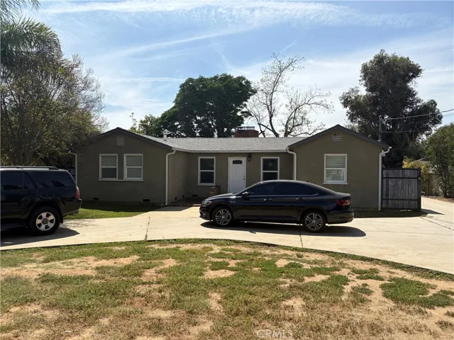 12917 Gladstone, Sylmar, California 91342