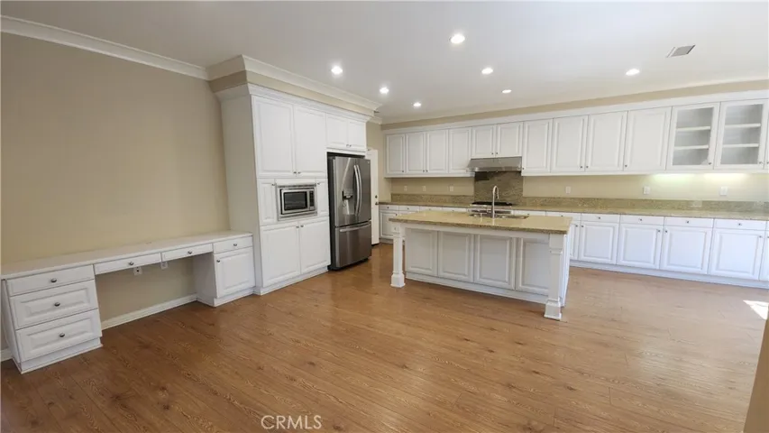 32 Loquat, Irvine, California 92618