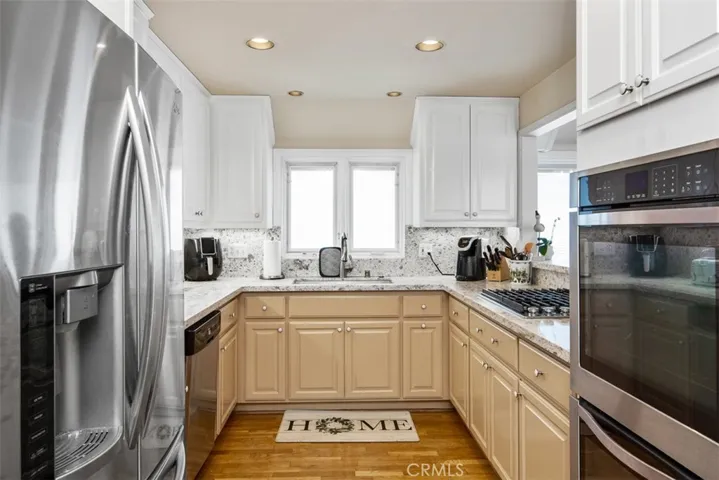 Kitchen with Granite Counter/ Stainless Steel appliances