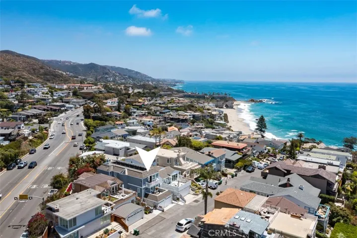 181 Sunset Terrace, Laguna Beach, California 92651