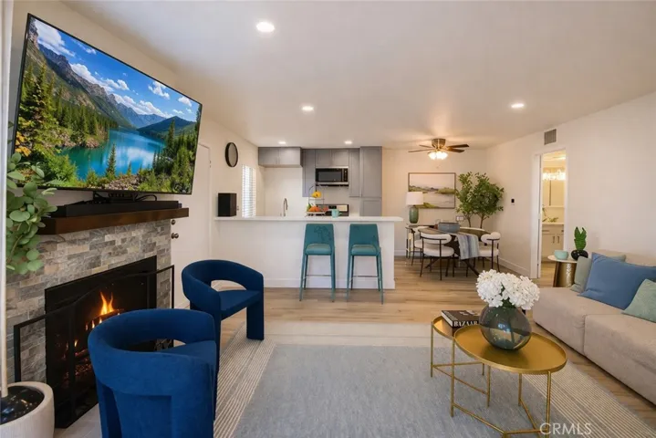 Bright & inviting living space with modern finishes