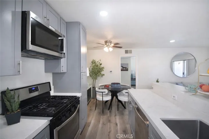 Open dining area perfect for entertaining
