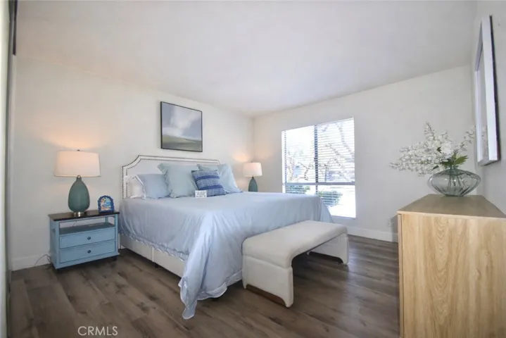 bedroom with ample space