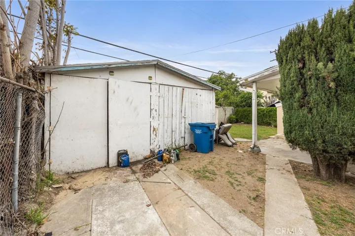 6723 Miles, Huntington Park, California 90255