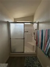 Master Bedroom's Bathroom