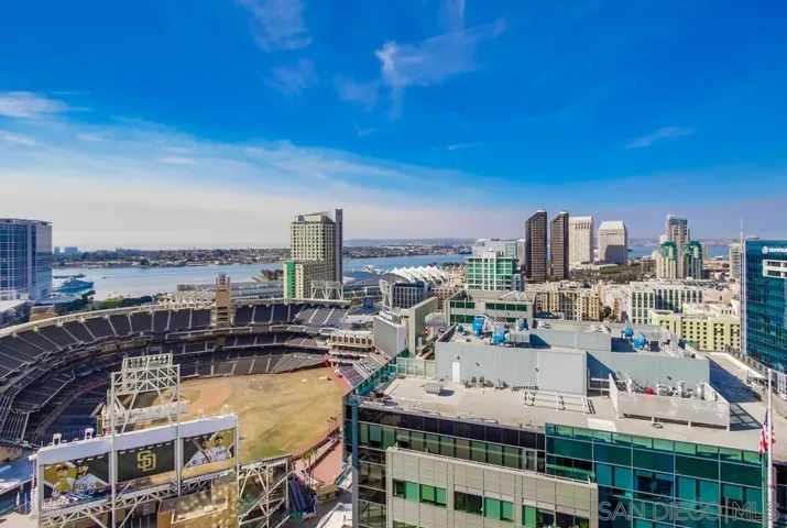 321 10th Ave 903, San Diego, California 92101