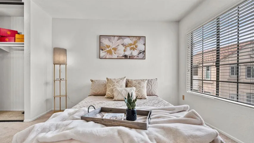 10684 Dabney Drive 106, San Diego, California 92126