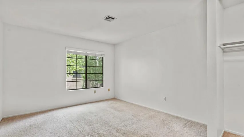 10684 Dabney Drive 106, San Diego, California 92126
