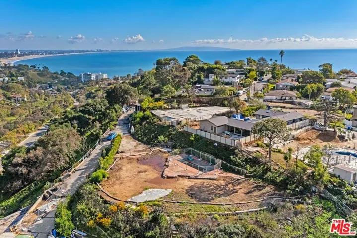 320 Bellino Drive, Pacific Palisades, California 90272