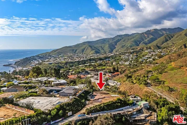 320 Bellino Drive, Pacific Palisades, California 90272