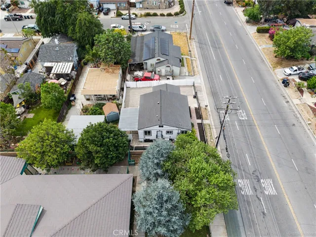 215 W Lugonia Ave, Redlands, California 92374