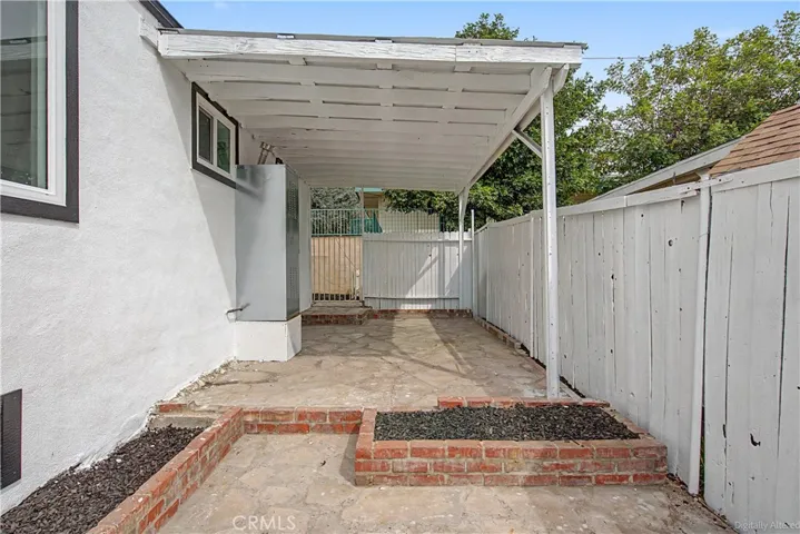 215 W Lugonia Ave, Redlands, California 92374