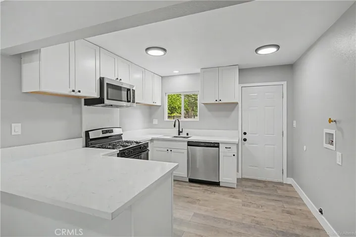 215 W Lugonia Ave, Redlands, California 92374