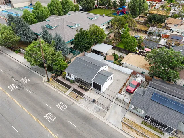 215 W Lugonia Ave, Redlands, California 92374