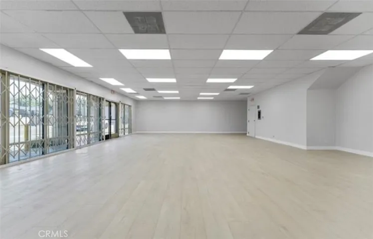 12610-12612 Interior