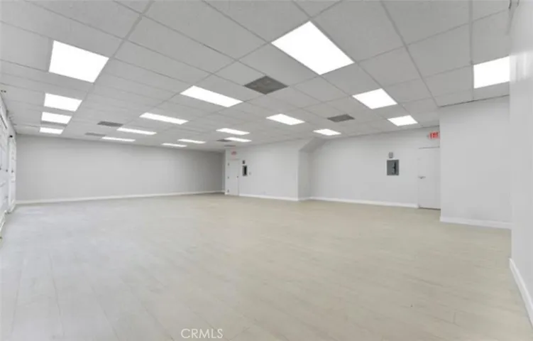 12610-12612 Interior