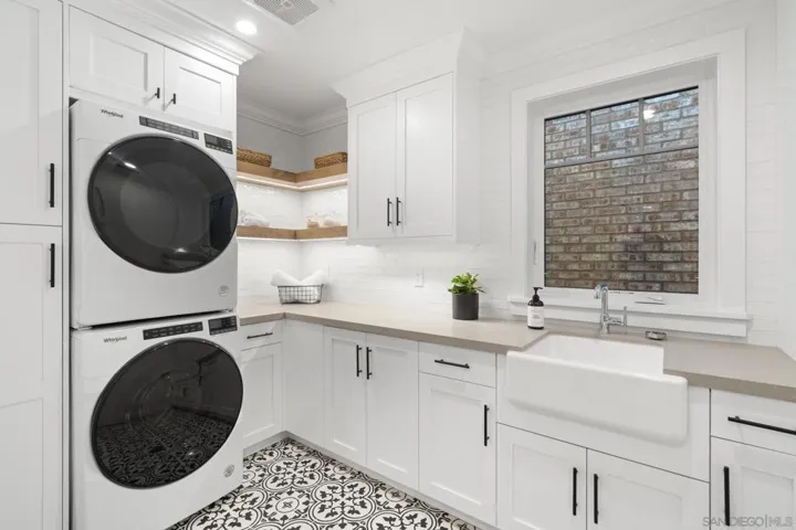 466 Westbourne St, La Jolla, California 92037