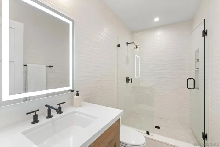 466 Westbourne St, La Jolla, California 92037