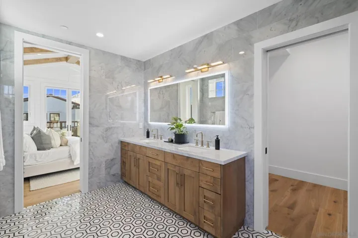 466 Westbourne St, La Jolla, California 92037