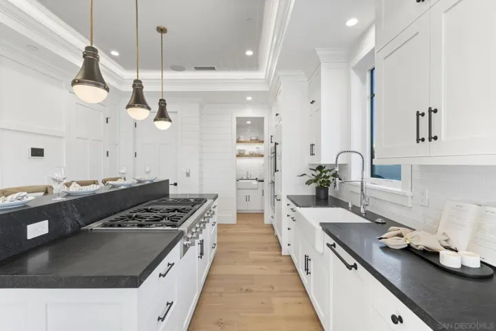 466 Westbourne St, La Jolla, California 92037