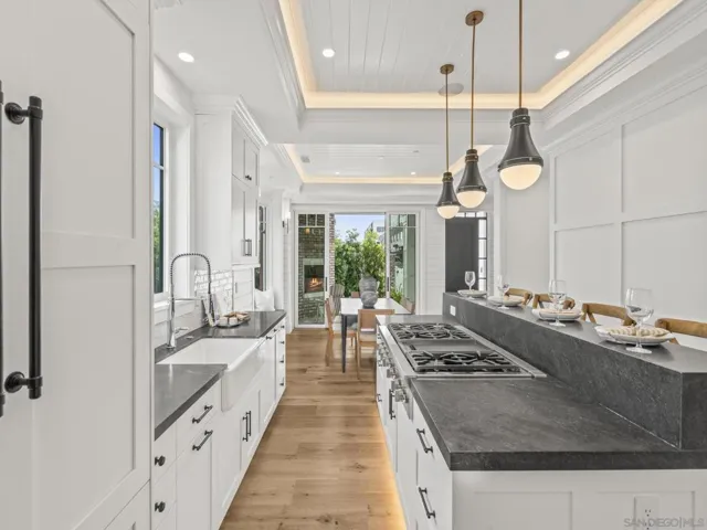 466 Westbourne St, La Jolla, California 92037