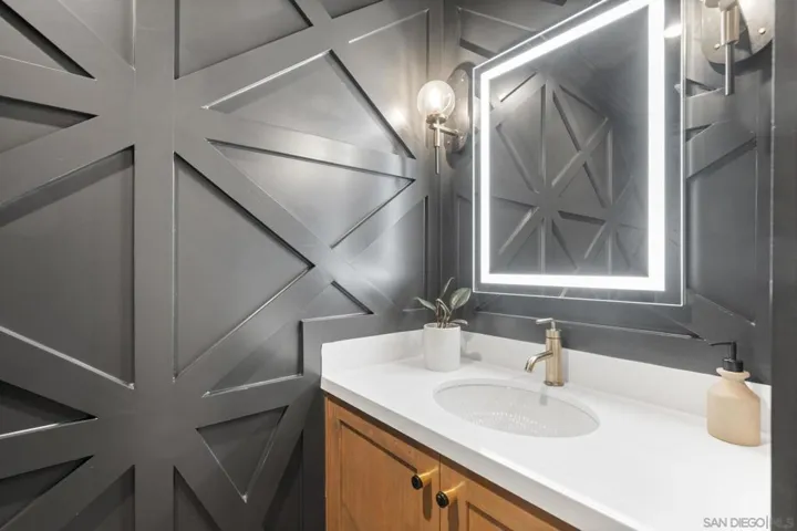 466 Westbourne St, La Jolla, California 92037