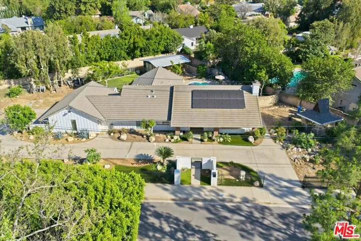 10940 Andora Avenue, Chatsworth, California 91311