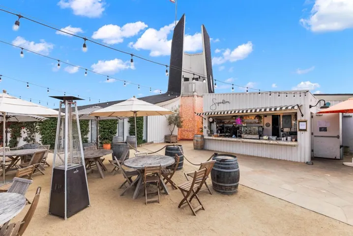 Neighborhood Restaurant