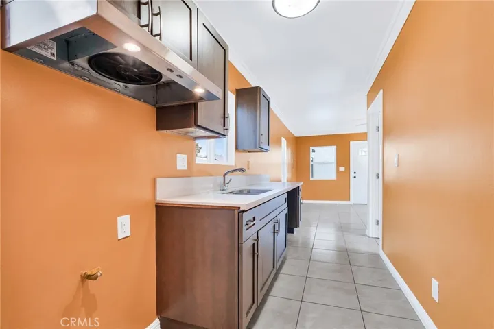 2146 E Lucien, Compton, California 90222