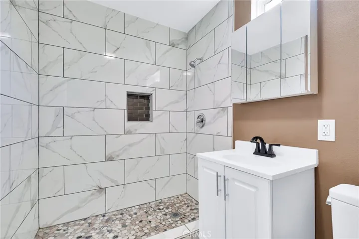 2146 E Lucien, Compton, California 90222