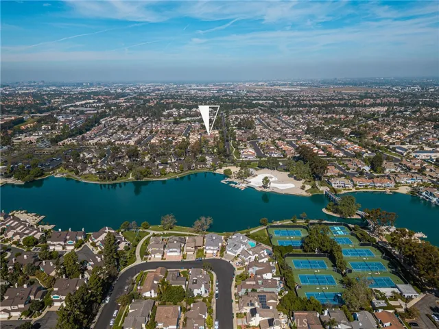 16 Driftwood 24, Irvine, California 92604