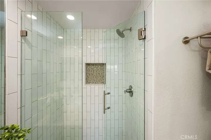 16 Driftwood 24, Irvine, California 92604