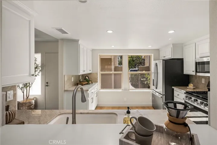 16 Driftwood 24, Irvine, California 92604