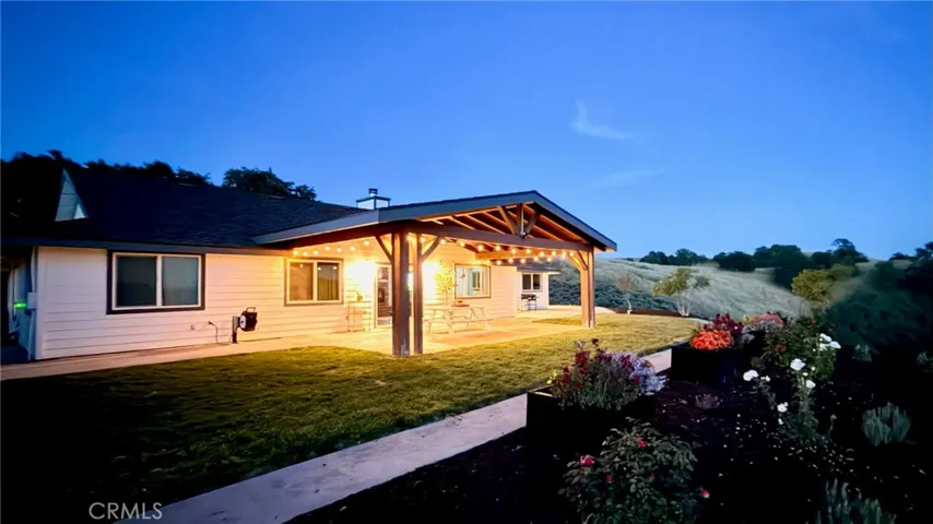 5530 El Pharo, Paso Robles, California 93446