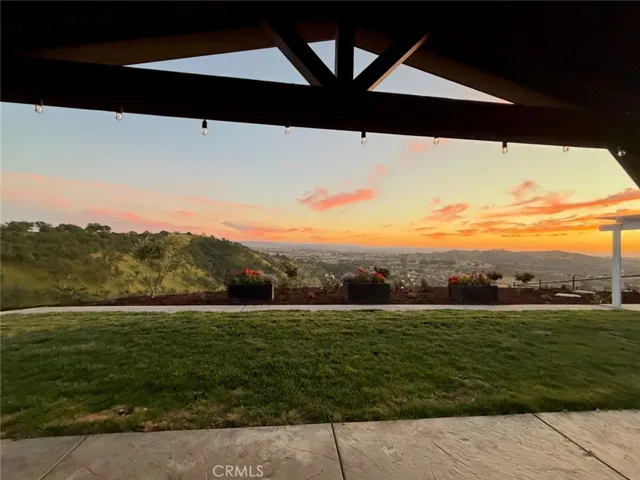 5530 El Pharo, Paso Robles, California 93446