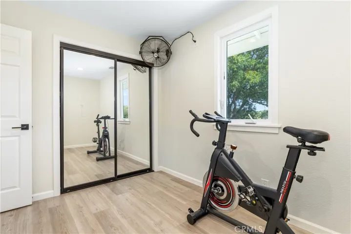 5530 El Pharo, Paso Robles, California 93446