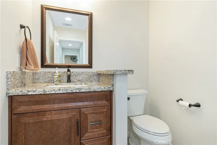 5530 El Pharo, Paso Robles, California 93446