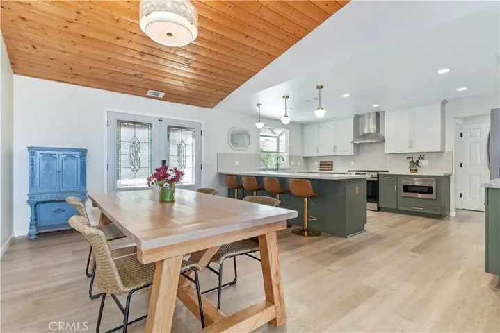 5530 El Pharo, Paso Robles, California 93446