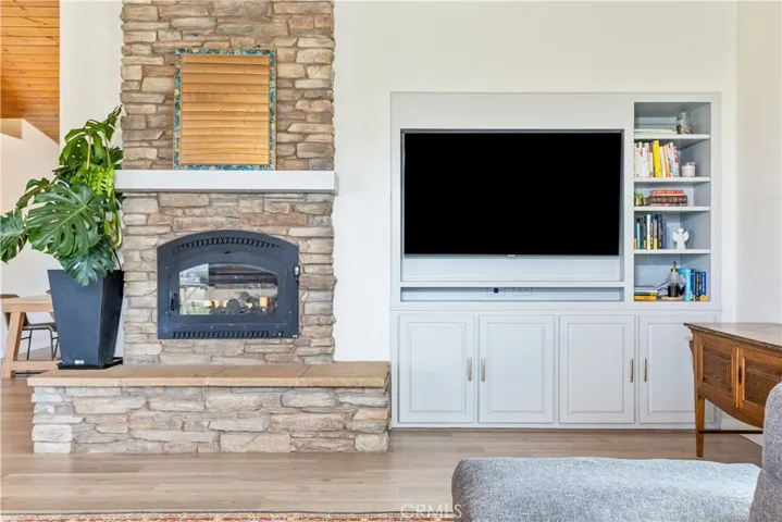 5530 El Pharo, Paso Robles, California 93446