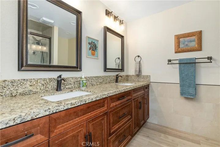 5530 El Pharo, Paso Robles, California 93446