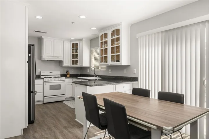 418 E Olive #b, Monrovia, California 91016