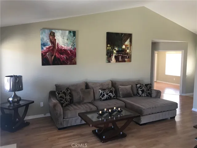 1026 Basalt Court, Hemet, California 92543